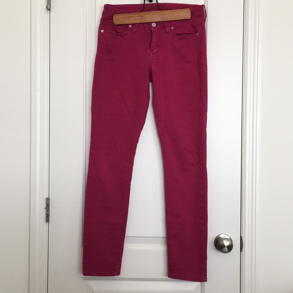Banana Republic magenta skinny, Size 2/26 R.